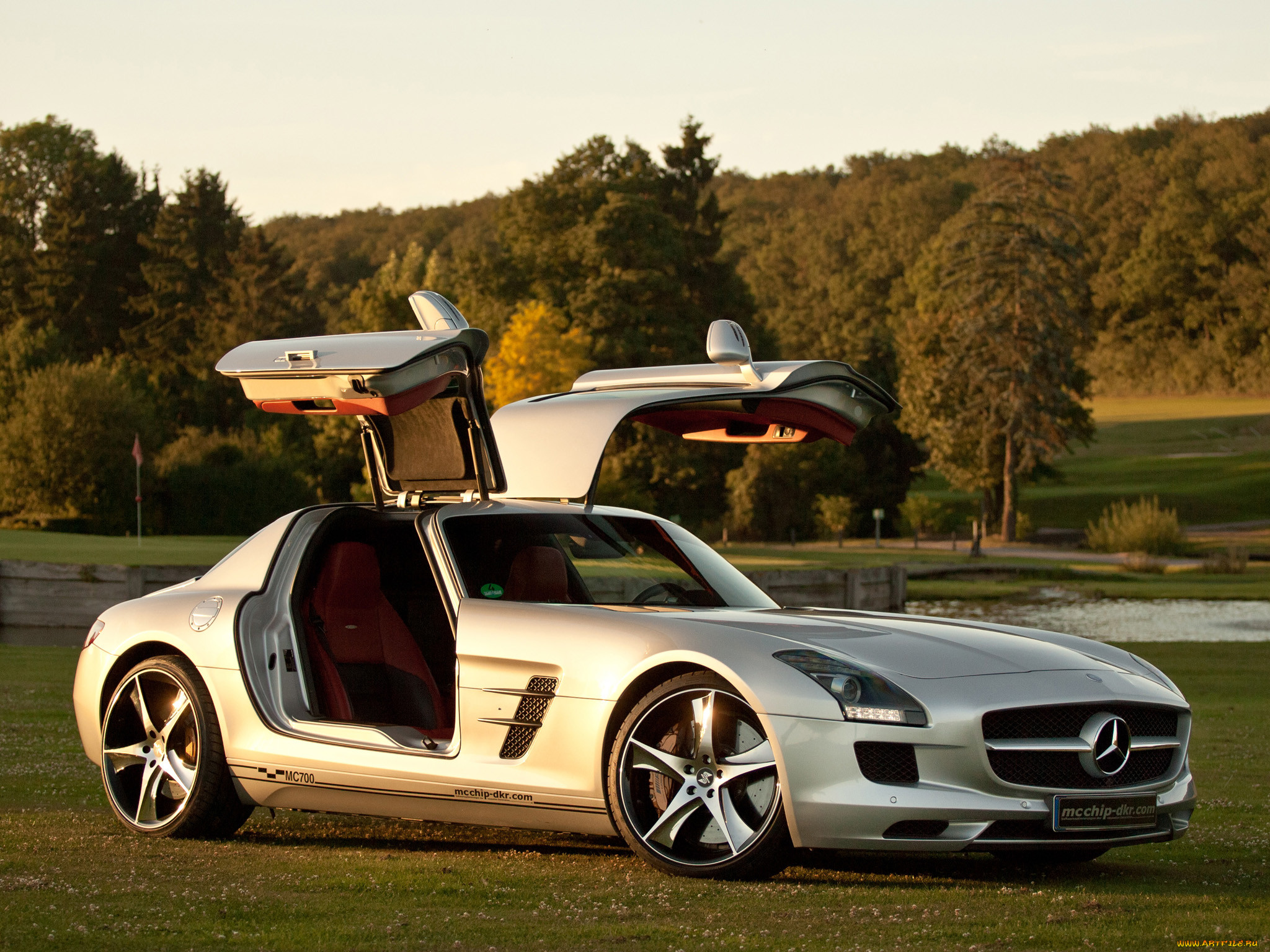 Mercedes SLS AMG 700